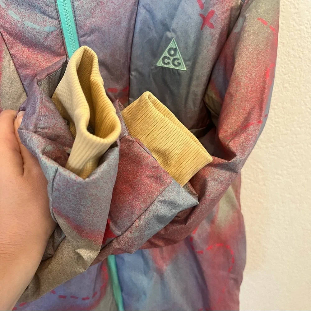 Nike ACG Girls Youth Jacket - Picture 4 of 5